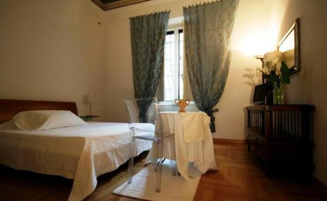 B&B Emily'S Rooms Florencja Zewnętrze zdjęcie